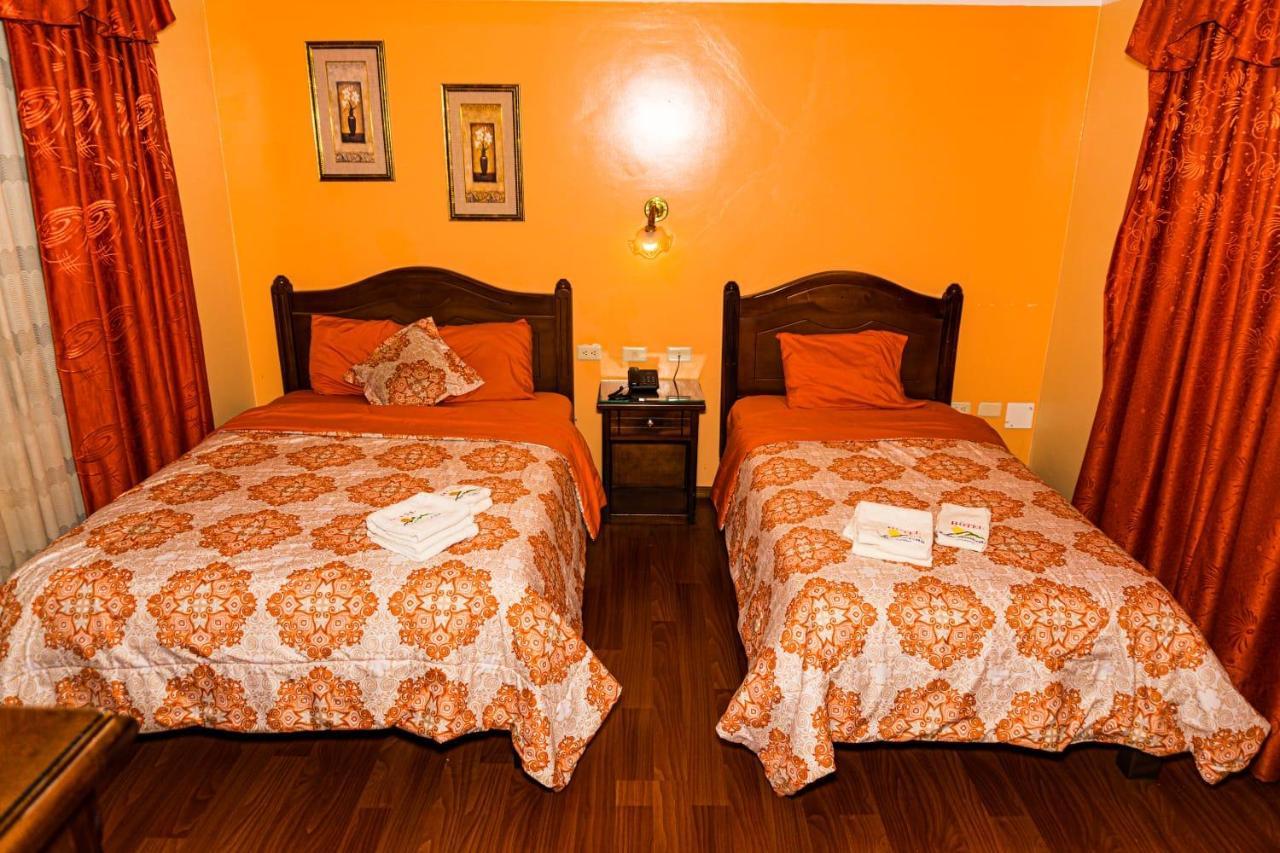 Hotel Los Ilinizas Latacunga Eksteriør billede