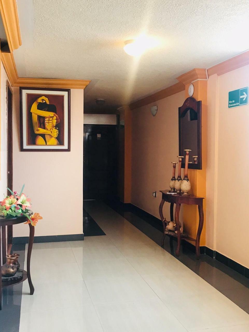 Hotel Los Ilinizas Latacunga Eksteriør billede